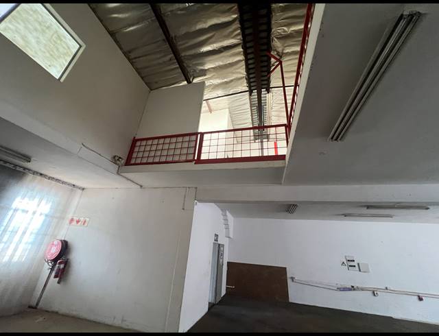 347M² WAREHOUSE TO LET IN KYA SANDS
